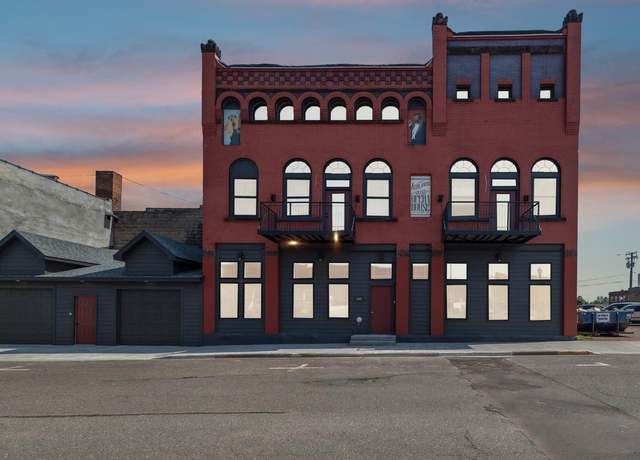Property at 208 3rd Ave Ave W #201, Ashland, WI 54806, 2 beds, 2.5 baths