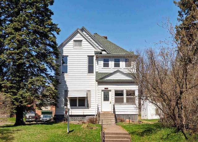 Property at 1211 E 1st St, Duluth, MN 55805, 5 beds, 1 bath