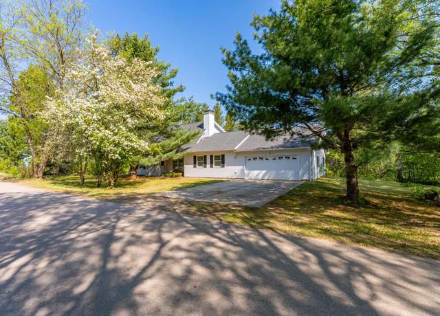 Property at 11 Ahola Rd, Ely, MN 55731, 4 beds, 2 baths
