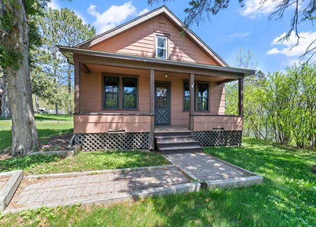 Property at 1730 Piedmont Ave, Duluth, MN 55811, 2 beds, 2 baths