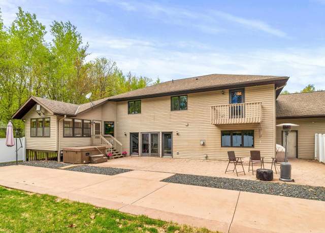 Property at 4976 Maribe Dr, Hermantown, MN 55811, 5 beds, 3.5 baths
