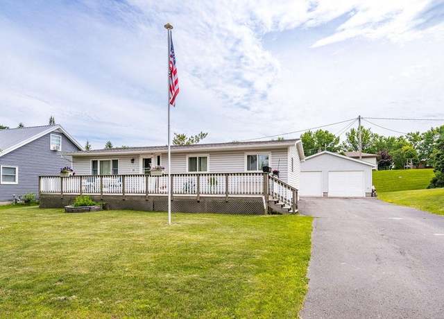Property at 31 Law Dr, Silver Bay, MN 55614, 3 beds, 2.5 baths