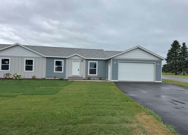 Property at 611 Wrenshall St Unit B, Wrenshall, MN 55797, 3 beds, 2 baths