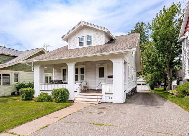 Property at 2035 Columbus Ave, Duluth, MN 55803, 5 beds, 1.5 baths