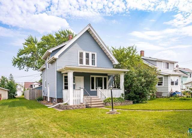 Property at 3822 W 4th St, Duluth, MN 55807, 3 beds, 1 bath