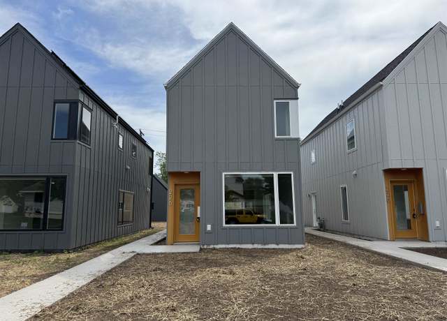 Property at 226 S 62nd Ave Ave W, Duluth, MN 55807, 2 beds, 1.5 baths