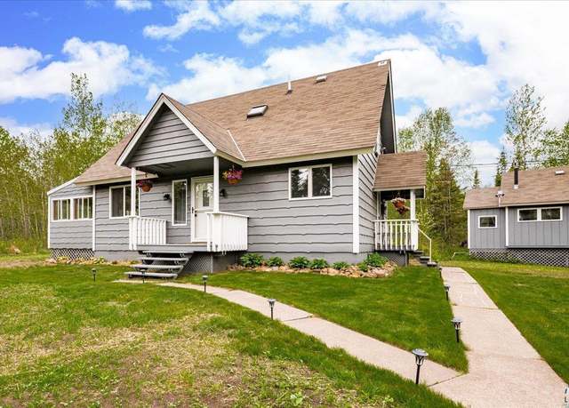Property at 5923 North Shore Dr, Duluth, MN 55804, 3 beds, 2 baths