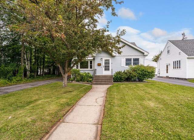 Property at 421 W Anoka St, Duluth, MN 55803, 3 beds, 1 bath