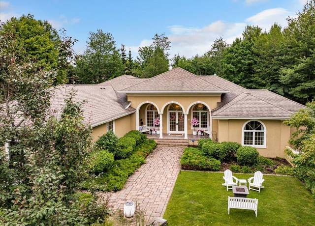 Property at 5036 White Pine St, Hermantown, MN 55811, 4 beds, 4.5 baths