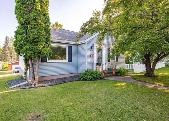 Property at 5824 Glenwood St, Duluth, MN 55804, 3 beds, 1 bath