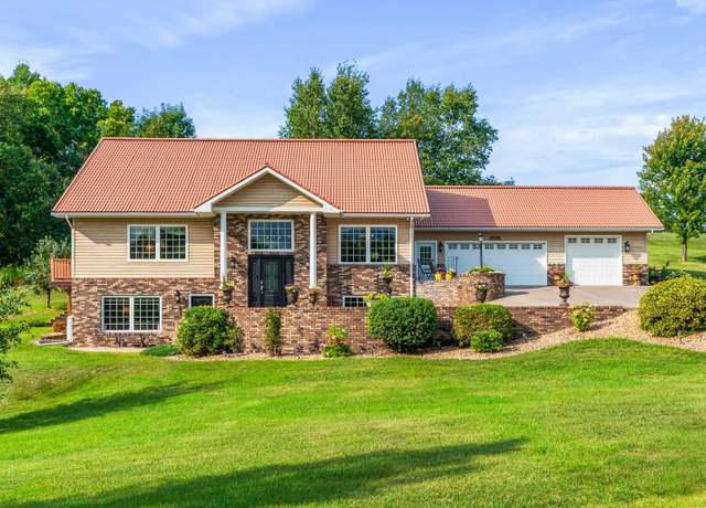 Property at 5123 Shulze Rd, Hermantown, MN 55810, 4 beds, 2.5 baths