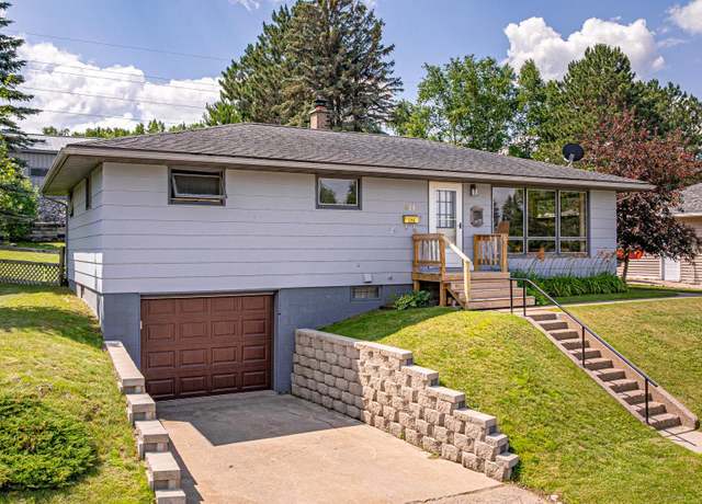 Property at 628 E Boundary St, Ely, MN 55731, 3 beds, 2 baths