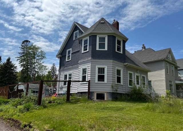 Property at 17 S 57th Ave Ave E, Duluth, MN 55804, 4 beds, 2 baths