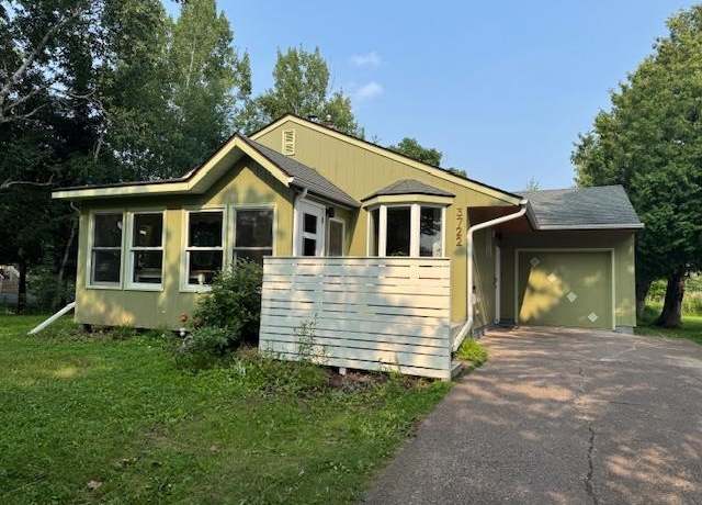 Property at 3722 E 4th St, Duluth, MN 55804, 4 beds, 2 baths