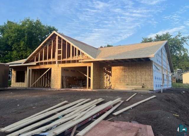 Property at 10xx 26th St Unit B, Cloquet, MN 55720, 3 beds, 2 baths