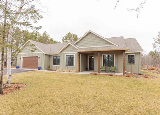 Property at 5175 W Arrowhead Rd, Hermantown, MN 55811, 4 beds, 2.5 baths