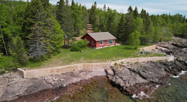 Photo of 6108 Rollins Creek Rd, Lutsen, MN 55615