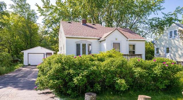 Photo of 1401 Eklund Ave, Duluth, MN 55811