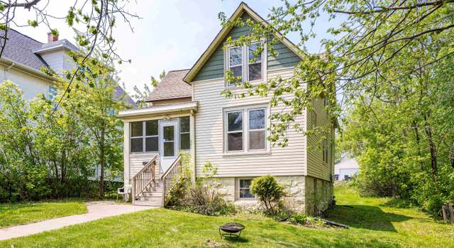 Photo of 621 E 10th St, Duluth, MN 55805