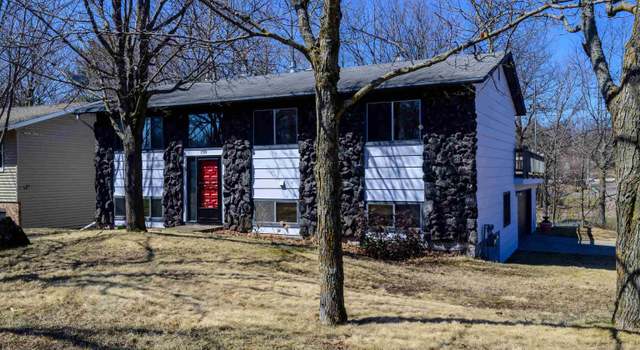 Photo of 1739 Dodge Ave, Duluth, MN 55811