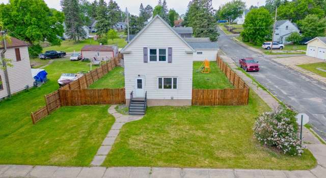 Photo of 109 N Norman Ave, Eveleth, MN 55734