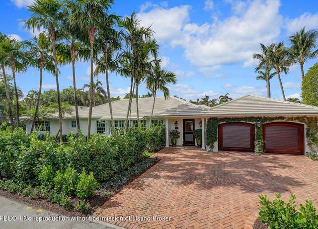 Property at 200 Bermuda Ln, Palm Beach, FL 33480, 2 beds, 3 baths