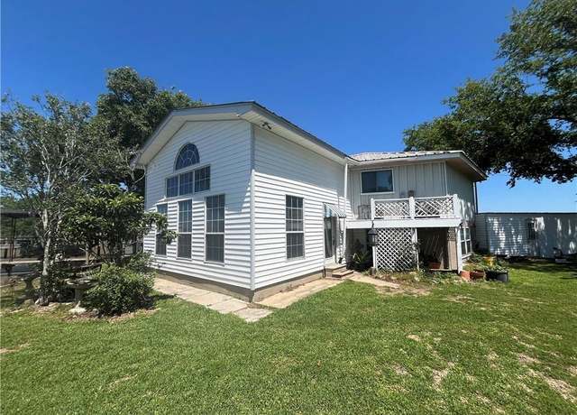 Property at 44632 Lakeside Rd, Gueydan, LA 70542, 3 beds, 2 baths