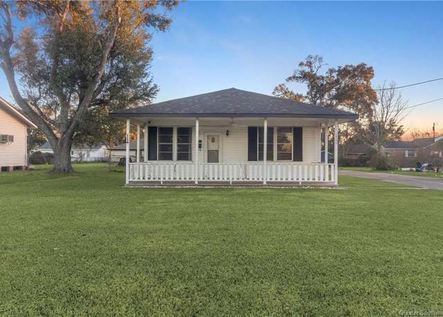 Property at 1908 Mark St, Lake Charles, LA 70607, 2 beds, 1 bath