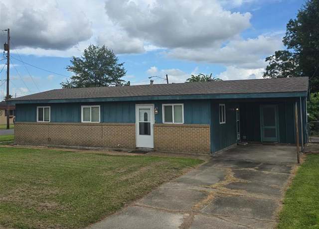 Property at 1238 Georgia St, Sulphur, LA 70663, 3 beds, 1 bath