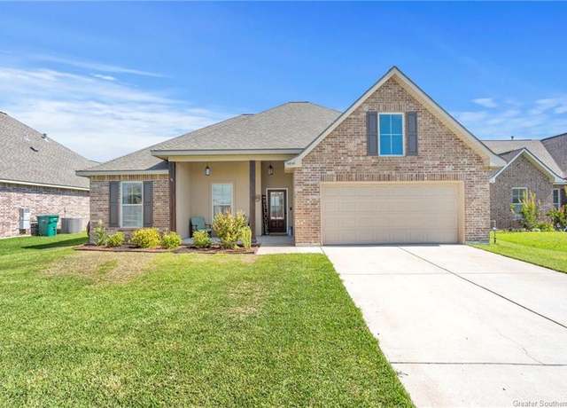 Property at 4848 Alister Ct, Iowa, LA 70647, 4 beds, 2 baths