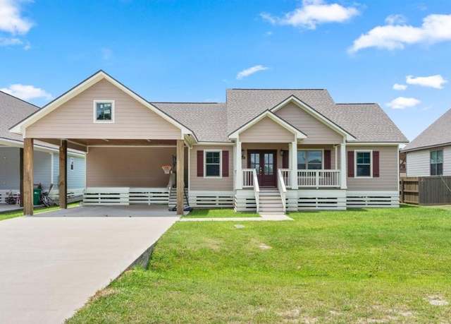 Property at 7690 Nine Oaks Dr, Lake Charles, LA 70607, 3 beds, 2 baths