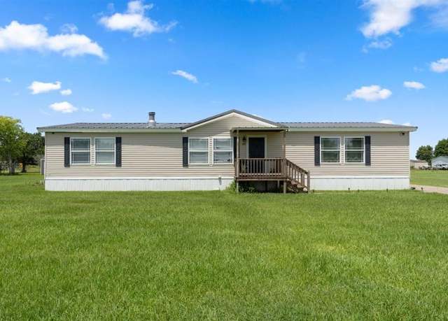 Property at 1418 Bridlewood Dr, Lake Charles, LA 70615, 3 beds, 2 baths