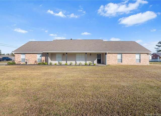 Property at 1442 Campfire Rd, Moss Bluff, LA 70611, 4 beds, 2 baths