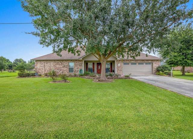 Property at 919 Alexa Dr Dr, Iowa, LA 70647, 3 beds, 2.5 baths
