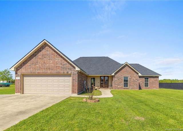 Property at 9202 Dovick Rd, Lake Charles, LA 70607, 4 beds, 2 baths