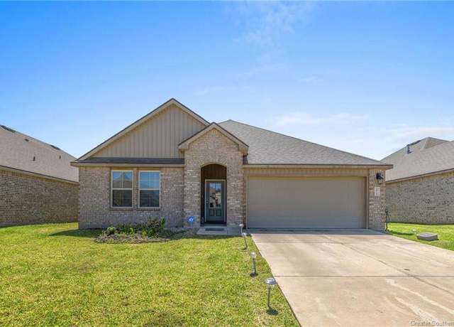 Property at 3814 Barn Owl Dr, Lake Charles, LA 70615, 4 beds, 2 baths