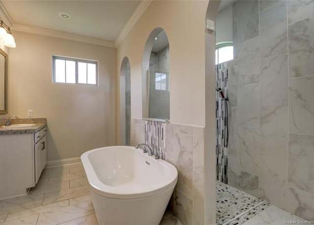 Property at 329 Paisley Pkwy, Sulphur, LA 70665, 3 beds, 2 baths
