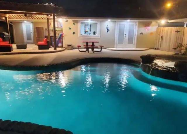 Property at 317 Jeanine St, Lake Charles, LA 70605, 3 beds, 3.5 baths