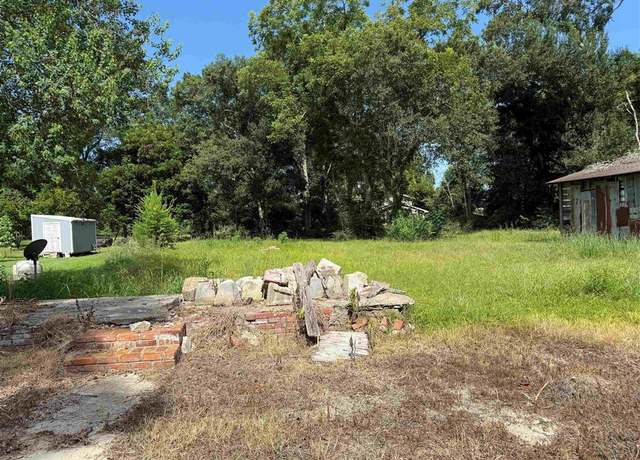 Property at 1005 Garage Aly, Jennings, LA 70546