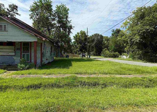Property at 203 School St, Jennings, LA 70546