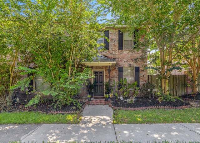 Property at 1500 Lacadie Dr, Lake Charles, LA 70605, 2 beds, 1.5 baths