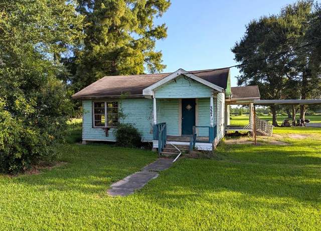Property at 337 Carlyss Dr, Sulphur, LA 70665, 2 beds, 2 baths