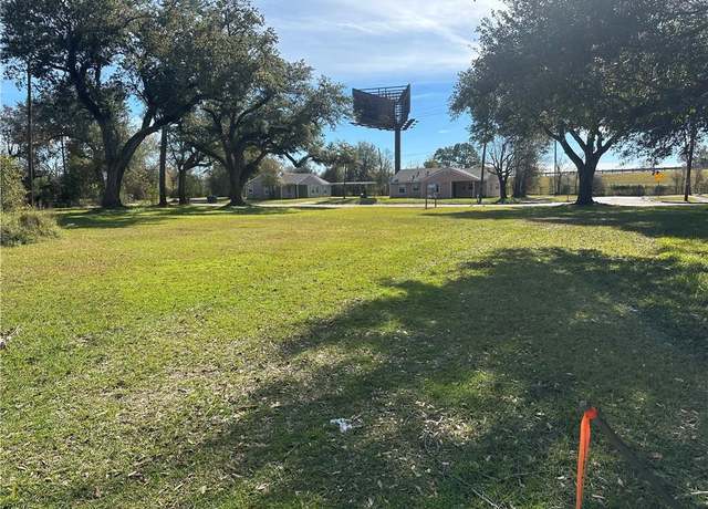 Property at 0 E Prien Lake Rd E, Lake Charles, LA 70601