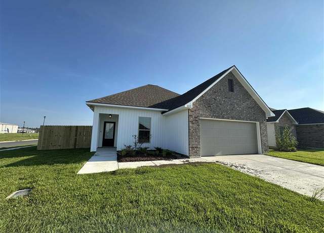 Property at 2315 Langham Ct, Lake Charles, LA 70607, 3 beds, 2 baths