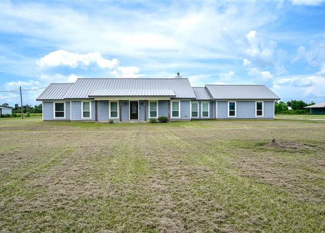 Property at 7264 Mccown Rd, Iowa, LA 70647, 3 beds, 2 baths