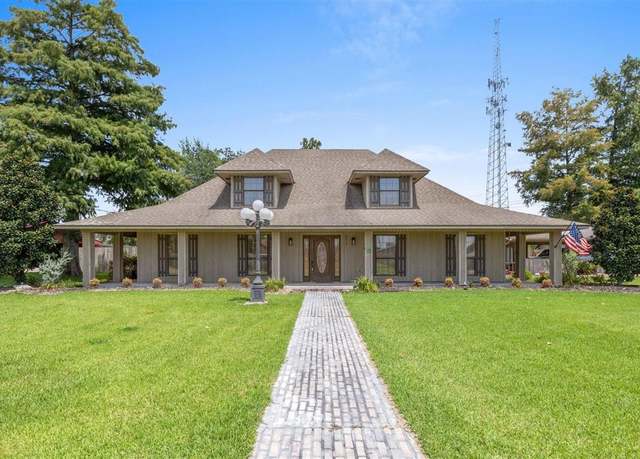 Property at 2010 Diane Dr Dr, Sulphur, LA 70663, 5 beds, 3.5 baths