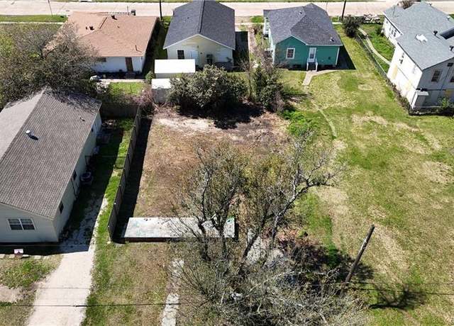 Property at 740 V E Washington St, Lake Charles, LA 70601