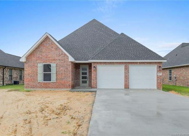Property at 1439 Cameron Ct, Lake Charles, LA 70611, 3 beds, 2 baths