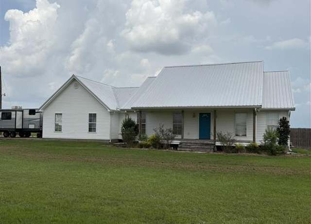 Property at 1443 S Jackson Ave Ave S, Morse, LA 70559, 3 beds, 2 baths
