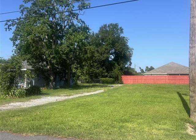 Property at 717 N Malcolm St St N, Lake Charles, LA 70601
